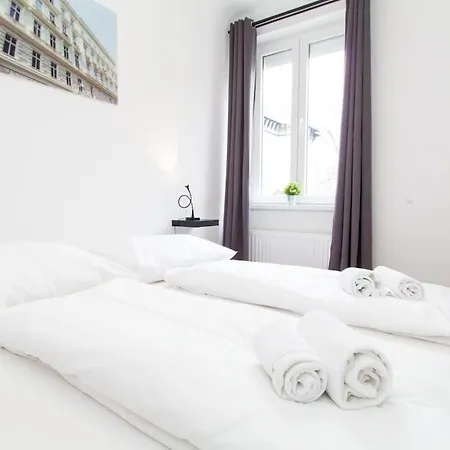 Apartment Lainzer Strasse Vienna Exterior photo